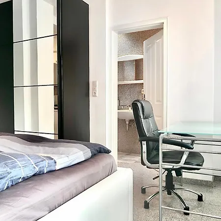 Unlimited - Schoen & Zentral Wohnen Perfekt Fuer Kurze Aufenthalte Im Eg